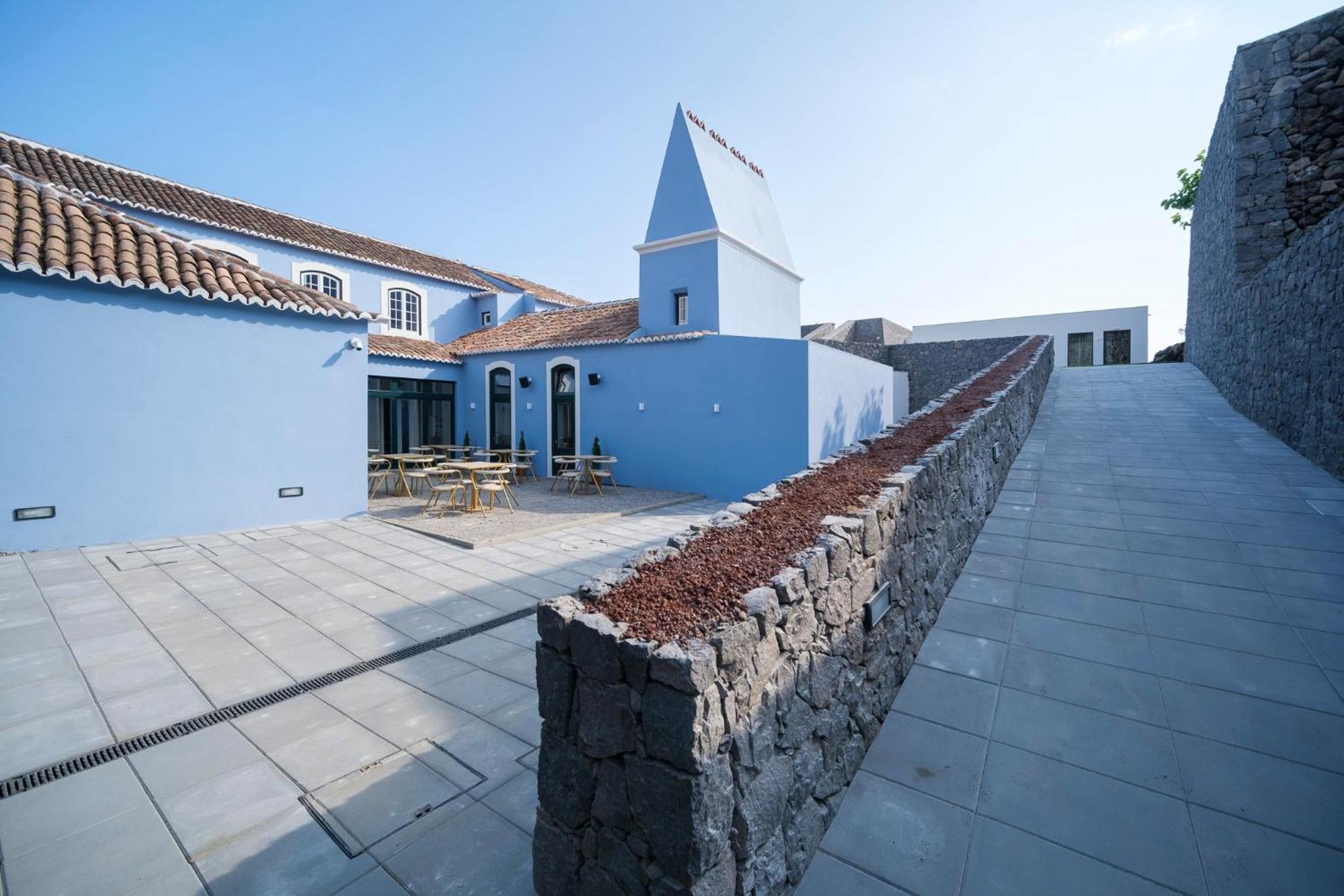 Hotel Azores Book Angra do Heroísmo